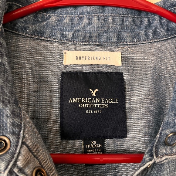 American Eagle Jean Button Down Shirt - Picture 4 of 6